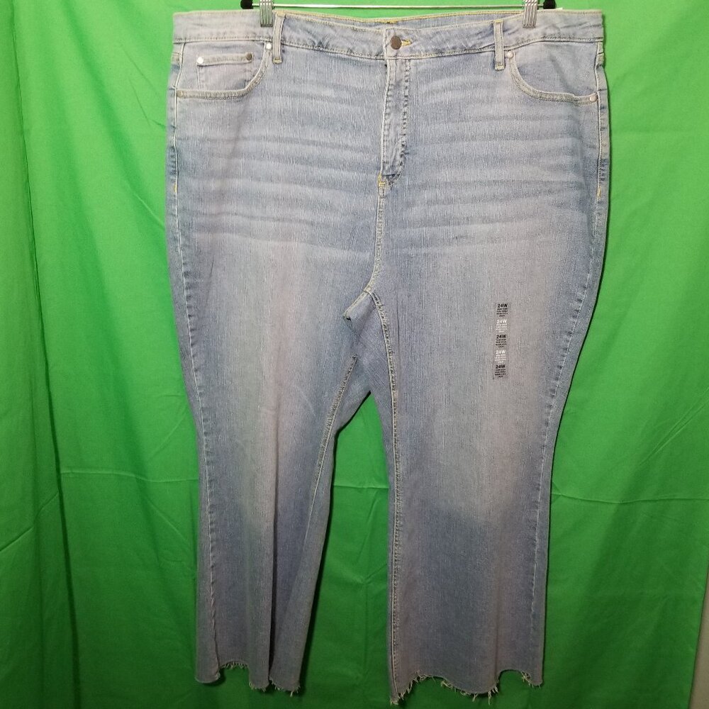 On 34th Jeans High Rise Wide Leg Raw Hem Crop Light Wash Womens Size 24W NWOT